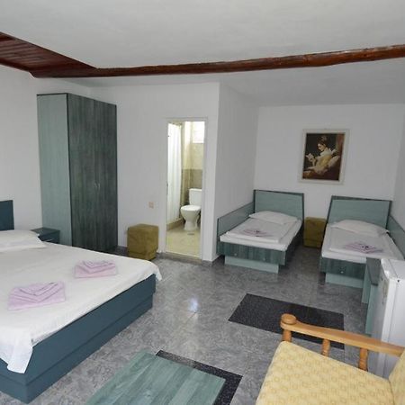 Vila Rara Hotel Costinesti Ngoại thất bức ảnh