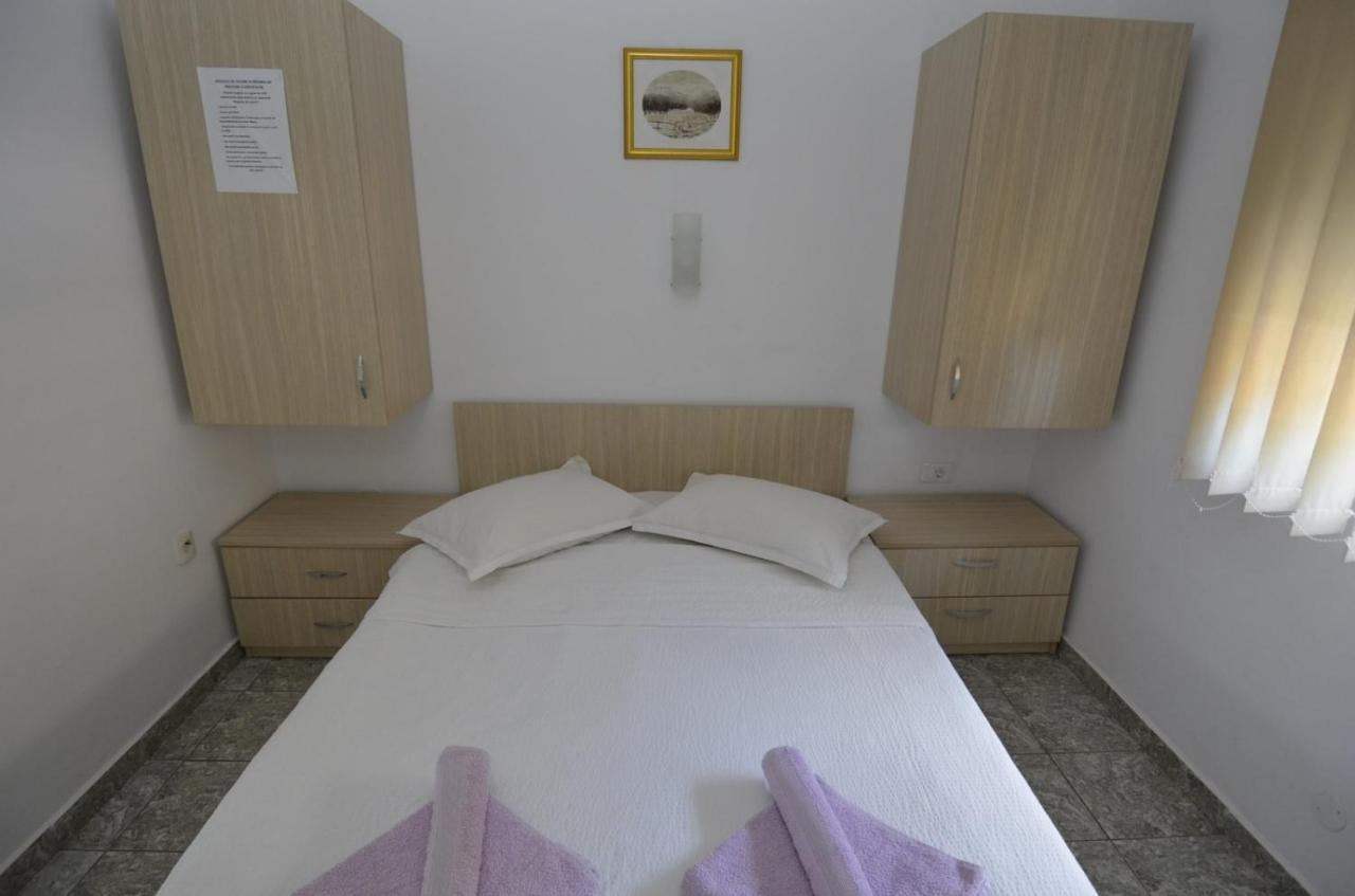 Vila Rara Hotel Costinesti Ngoại thất bức ảnh
