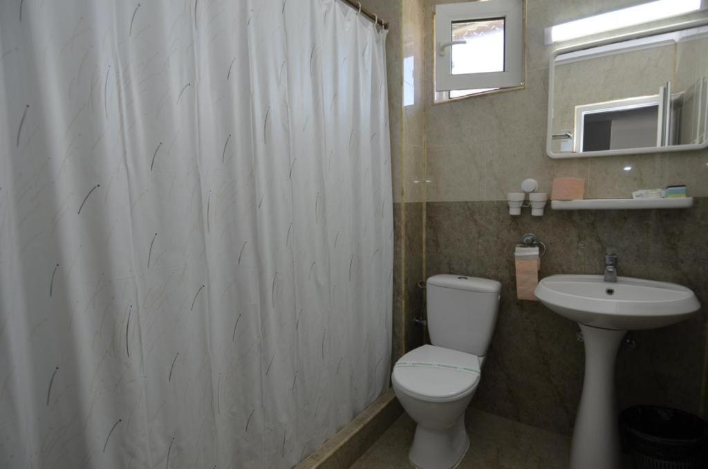 Vila Rara Hotel Costinesti Ngoại thất bức ảnh